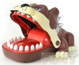  GRA ZRĘCZNOŚCIOWA PIES U DENTYSTY KOLOR BRĄZOWY I CZARNY